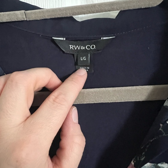 2/$45 RW&co floral mixed media t-shirt-  2/$45 - Picture 3 of 11